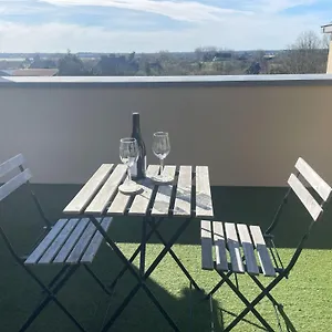 Avec Terrasse Proche De La Lancieux